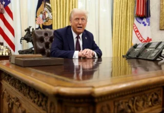 Trump’s Economic Promise in Iowa Runs Into Trouble
