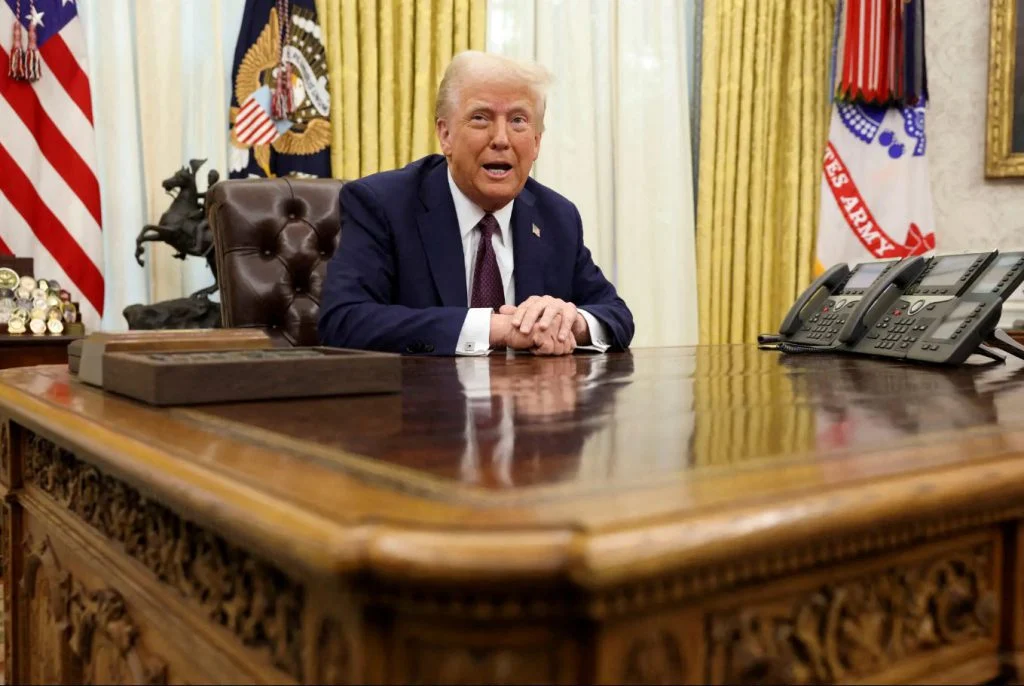Trump’s Economic Promise in Iowa Runs Into Trouble