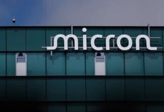 Will Micron Stock Drop Further After China’s CXMT Chip Breakthrough